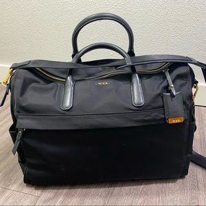 TUMI Voyageur Dara Carry-All Bag BLACK